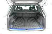 This Audi Q7 delivers a Intercooled Turbo Gas/Electric V-6 3.0 L/183 engine powering this Automatic... (image 9)