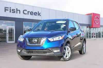 Navigate city streets and parking spots with remarkable ease in the 2019 Nissan Kicks Sport Utility....