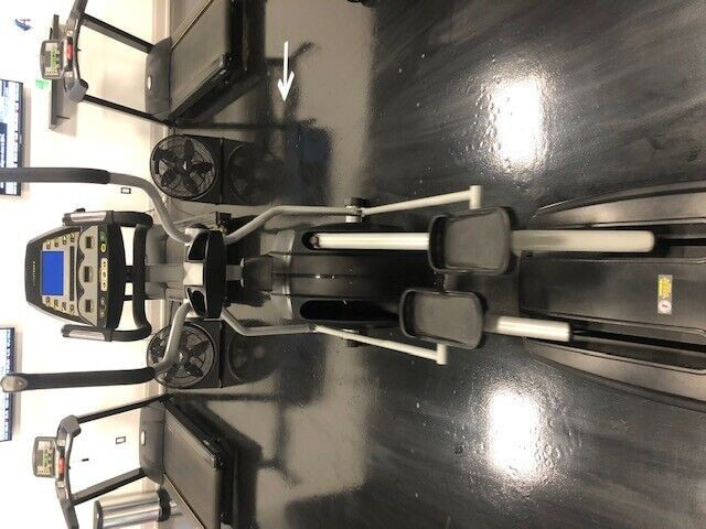 Elleptical Trainer (Matrix E1) in Exercise Equipment in Markham / York Region