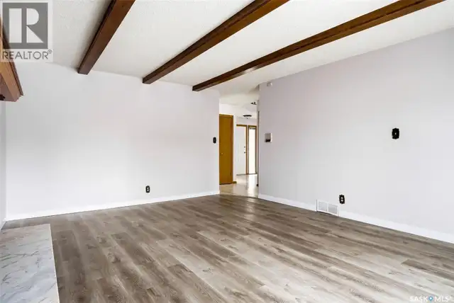 30 Dalhousie WAY Regina, Saskatchewan in Houses for Sale in Regina - Image 19