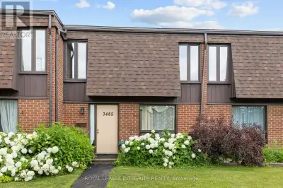 Welcome to 3485 McCarthy rd. nestled in a delightful, family-oriented neighborhood in Hunt Club. Thi...