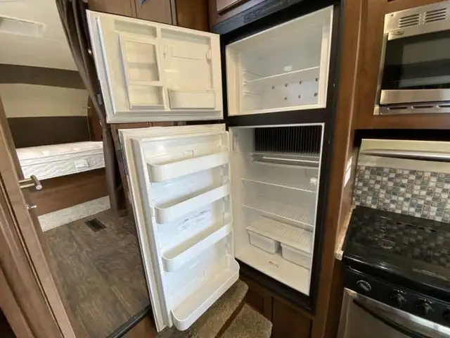 2017 Forest River RV Wildcat Maxx 242RLX in Travel Trailers & Campers in Abbotsford - Image 24