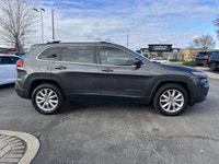 The 2016 Jeep Cherokee Limited in stunning Granite Crystal Metallic arrives equipped to elevate ever... (image 3)
