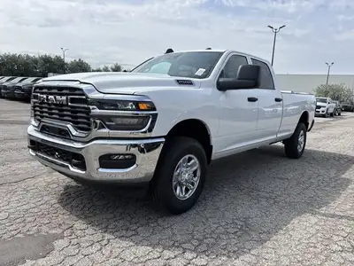 BRIGHT WHITE,MOPAR FRONT & REAR ALL-WEATHER FLOOR MATS,TIRES: LT275/70R18E BSW AS,ENGINE: 6.4L V8 HE...