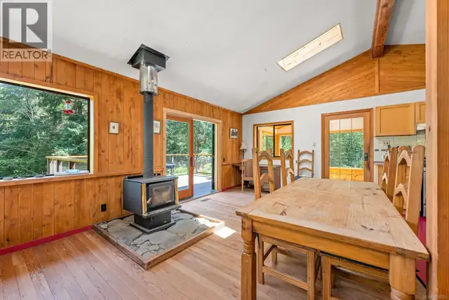 9900 Greenhill Rd Denman Island, British Columbia in Houses for Sale in Comox / Courtenay / Cumberland - Image 9