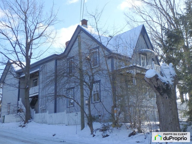$580,000 - Triplex for sale in Sherbrooke (Fleurimont) — photo 2