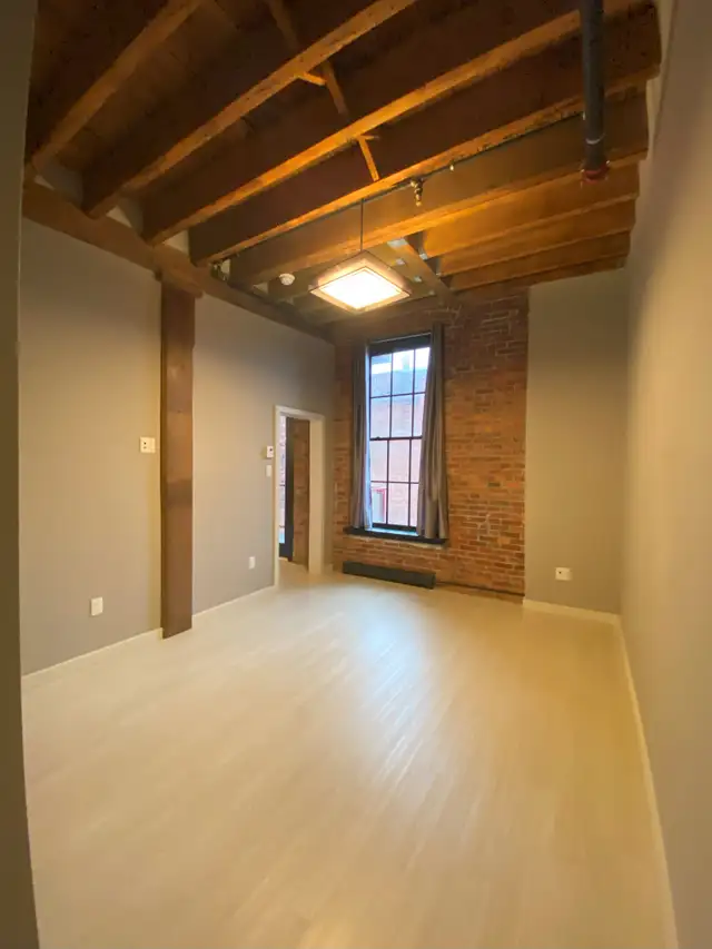 28 King Suite 501 in Long Term Rentals in Saint John - Image 13