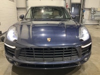 Le Porsche Macan 2018 proposé par AutoStudio 72 à Mirabel affiche 136 000 km et se présente en bleu... (image 5)