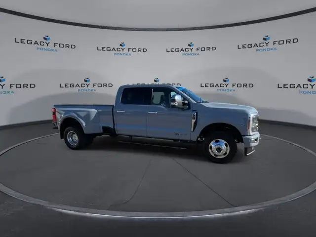 2024 Ford F-350 Super Duty Platinum DELETED | HAVE STOCK PARTS | in Cars & Trucks in Edmonton - Image 10