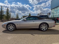 --DRIVE THE DREAM THIS SUMMER AT ADRENALIN MOTORS! NOW LOCATED IN GASOLINE ALLEY, RED DEER!-- 4.0L V... (image 7)