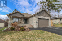 689 SPILLSBURY DR Peterborough, Ontario Peterborough Peterborough Area Preview