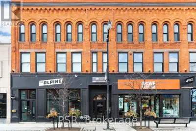 Hard Loft Dreams Are Made Of These! Welcome Home To The Heart Of The Junction - Beautiful Bachelor S...