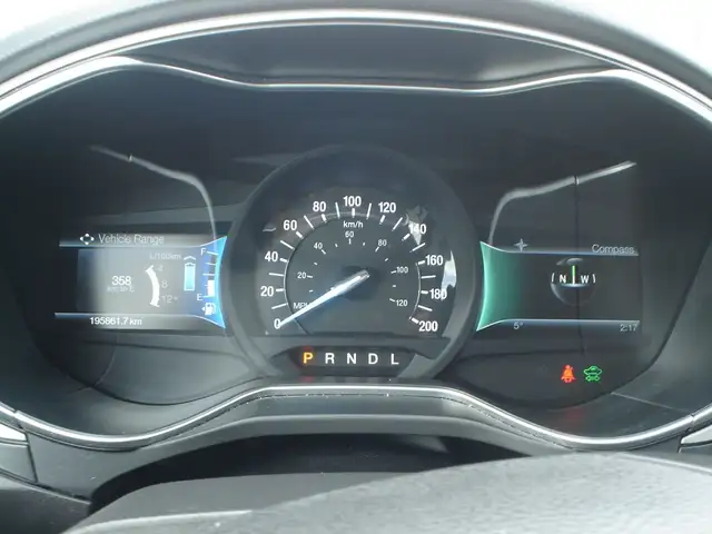 2014 Ford Fusion 4dr Sdn S Hybrid FWD in Cars & Trucks in Mississauga / Peel Region - Image 15