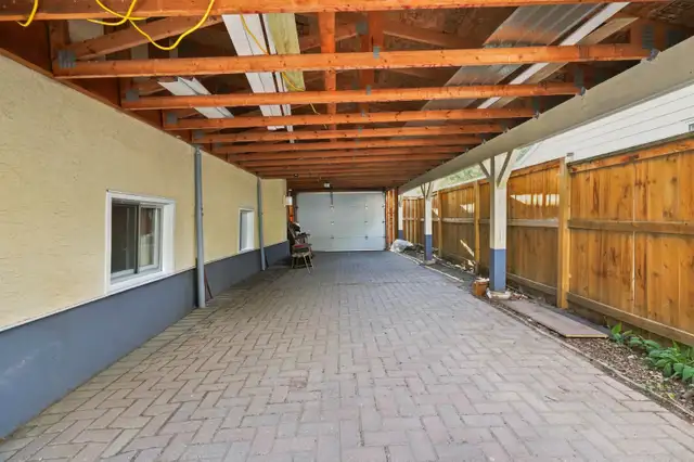 5 Bedrooms & 3 Bathrooms - Close to Wascana Park in Houses for Sale in Regina - Image 29