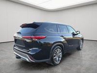 NAVIGATION, PANORAMIC ROOF, LEATHER SEATS, HEATED FRONT SEATS, ADAPTIVE CRUISE CONTROL This vehicle... (image 7)