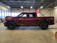 2019 Ram 1500 Classic HEMI Express Night Edition No Accidents | Crew Cab | New Tires | Fantastic Ser... (image 7)