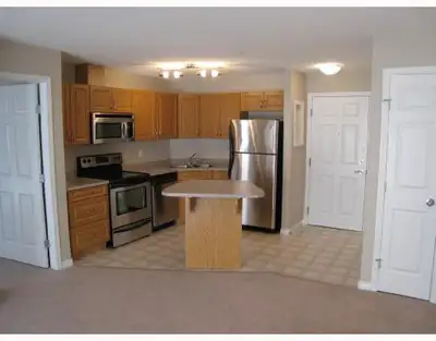 Century Ridge is a high profile building offering a two bedroom, two bathroom suite. With its gourme...