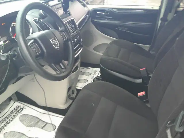 2018 Dodge Grand Caravan ***ON or QC Safety Included*** in Cars & Trucks in Ottawa - Image 13