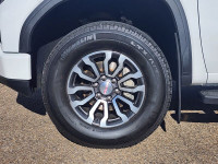 6.2L V8 | HEATED & COOLED FRONT BUCKET SEATS | HEATED REAR SEATS | HEATED STEERING WHEEL | 360 CAMER... (image 4)