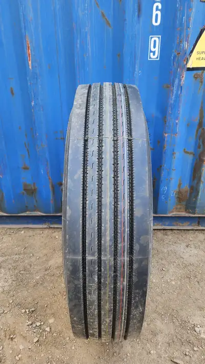 11R22.5 AF16 16 PLY TRAILER TIRES Upgrade your rig with the dependable Armour Force AF16 in 11R22.5,...