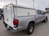 2018 TOYOTA TACOMA 4X4 DOUBLE CAB V6 TOW HITCH HEATED SEATS/MIRRORS ONLY $224.27 BI WEEKLY WITH $0 D... (image 7)