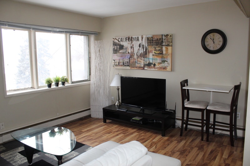 Lower Mount Royal Apartment For Rent Parada Estates Long Term Rentals Calgary Kijiji