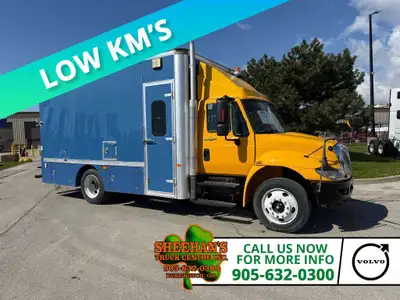 This truck has been oil-sprayed since new and is an ex-municipality unit with only 95,453 km. It fea...