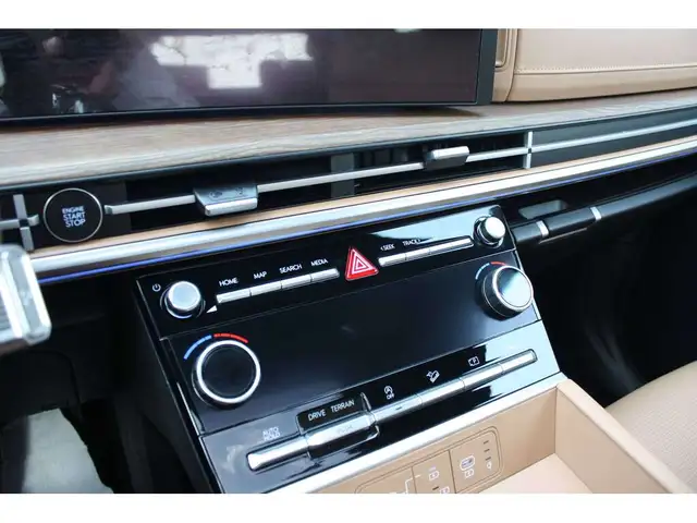 2025 Hyundai Santa Fe Luxury in Cars & Trucks in Oshawa / Durham Region - Image 12
