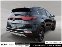 2022 Kia Sportage EX Ready for anything, from the streets of Calgary to the highways of Alberta, thi... (image 3)