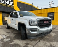 EXPERIENCE POWER, COMFORT, AND CAPABILITY WITH THIS 2018 GMC SIERRA 1500 CREW CAB. THIS FULLSIZE PIC... (image 6)