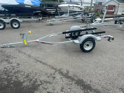 2025 REMEQ REM MOTOMARINE SIMPLE REMEQ REM MOTOMARINE SIMPLE 2025 Remorque à motomarine Remeq MNS150...