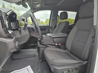 Kijiji Safety Equipment Daytime Running Lamps with automatic exterior lamp control OnStar and Chevro... (image 7)