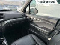 Heated Seats, 3rd Row Seating, DVD Infotainment System, Heated Rear Seats, Sunroof, Bluetooth Connec... (image 7)