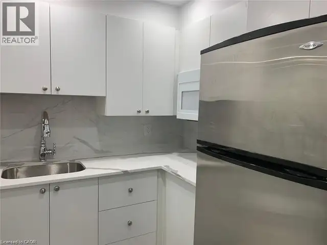 1005 FARMSTEAD Drive Unit# Basement Milton, Ontario in Long Term Rentals in Oakville / Halton Region - Image 5