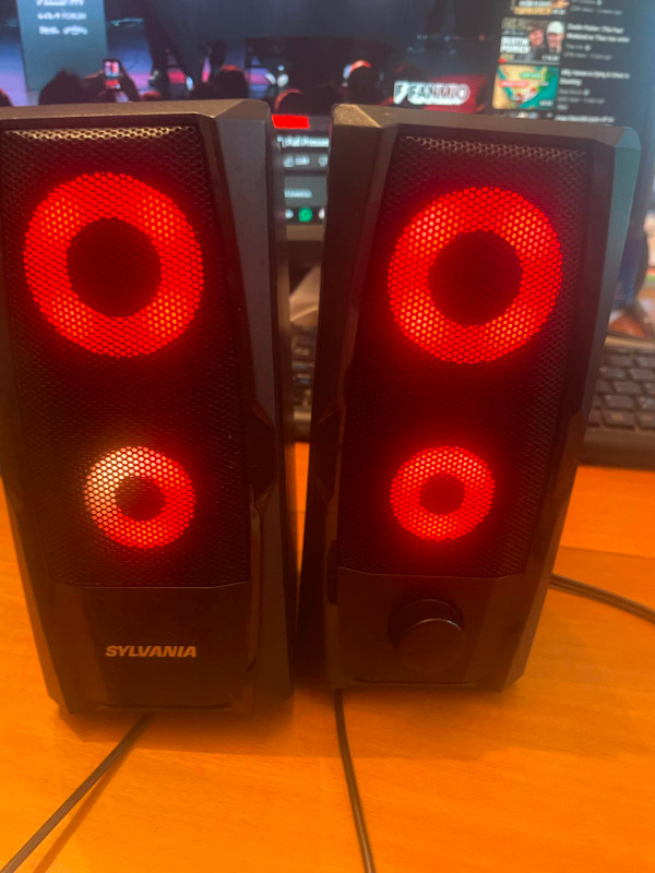 Sylvania 2.0 Channel Light Up Computer Speakers - Black in Speakers, Headsets & Mics in City of Toronto - Image 2