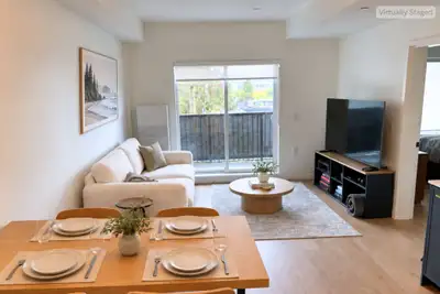 Located on a quiet tree-lined street in the heart of Kitsilano, 1807 Larch (L2) offers studio, one b...