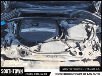 2025 BMW X2 xDrive28i Experience the BMW X2 xDrive28i with only 50066 km on the odometer. Finished i... (image 7)