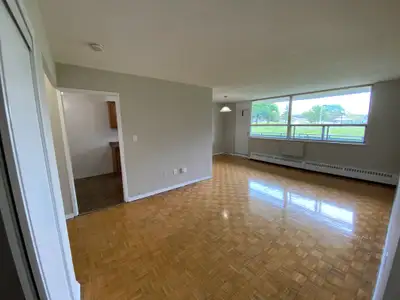 SUITE FEATURES: Large & bright 1 bedroom apartment Renovated suite All suites have balconies Hardwoo...