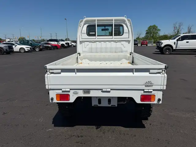 2004 Suzuki Carry in Cars & Trucks in Belleville - Image 7