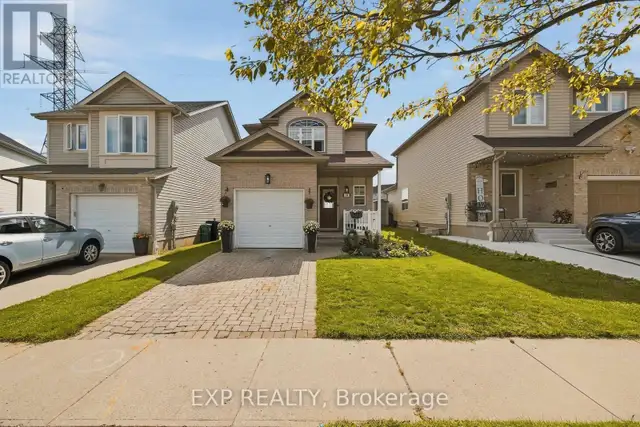 116 HENHOEFFER CRESCENT Kitchener, Ontario in Houses for Sale in Kitchener / Waterloo - Image 3