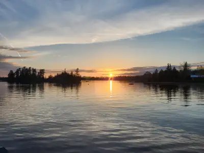 NOW HIRING – Fly-In Fishing & Hunting Resort Staff, View more