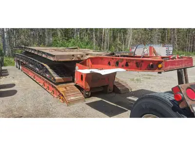 tri axle, 24' well, Honda pup, 84'' to pin, 22.5 tires at 50%+, air suspension, crossers look good,...