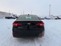 2015 Hyundai Sonata : : Low Mileage | Fuel Efficient | Reliable Sedan Front-Wheel Drive (FWD) - 2.4L... (image 4)