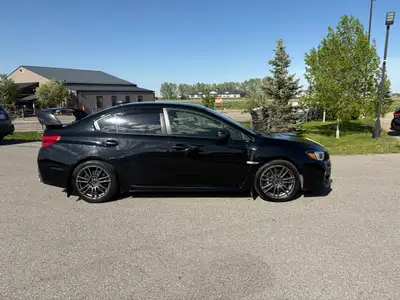 2015 SUBARU WRX STI AWD Rebuilt Title Mileage 117.998KM Engine 2.5L Turbo Transmission: Automatic,St...
