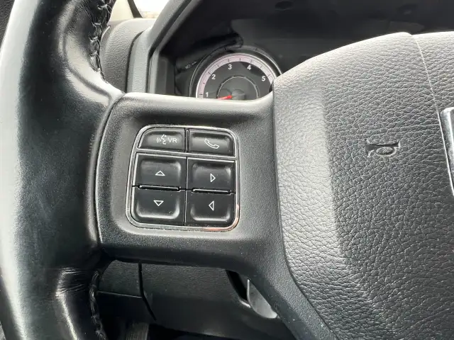 2020 Ram 1500 Classic in Cars & Trucks in Ottawa - Image 21