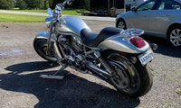 WAS: $8995 NOW: $7995 plus taxes and licensing feesThe 2002 Harley-Davidson V-Rod, with its bold sty... (image 6)