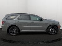 If you are searching for an aggressive, muscle-car-inspired 3-row SUV that seamlessly blends legenda... (image 5)