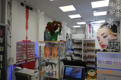 Well-established turnkey nail salon located inside a high-traffic Walmart location in Edmonton. This...