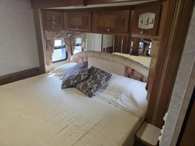 2007 Newmar Dutch Star Dutch Star 4307 in RVs & Motorhomes in Penticton - Image 9
