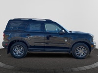 Check out this vehicle's pictures, features, options and specs, and let us know if you have any ques... (image 5)